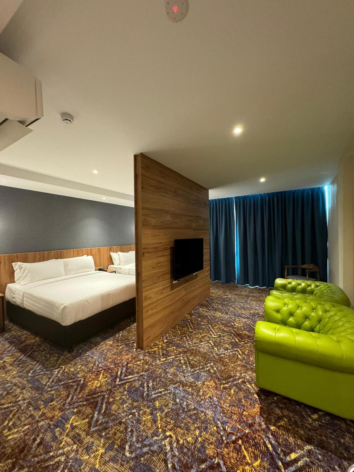 Le'Genda Hotel Kajang Eksteriør billede